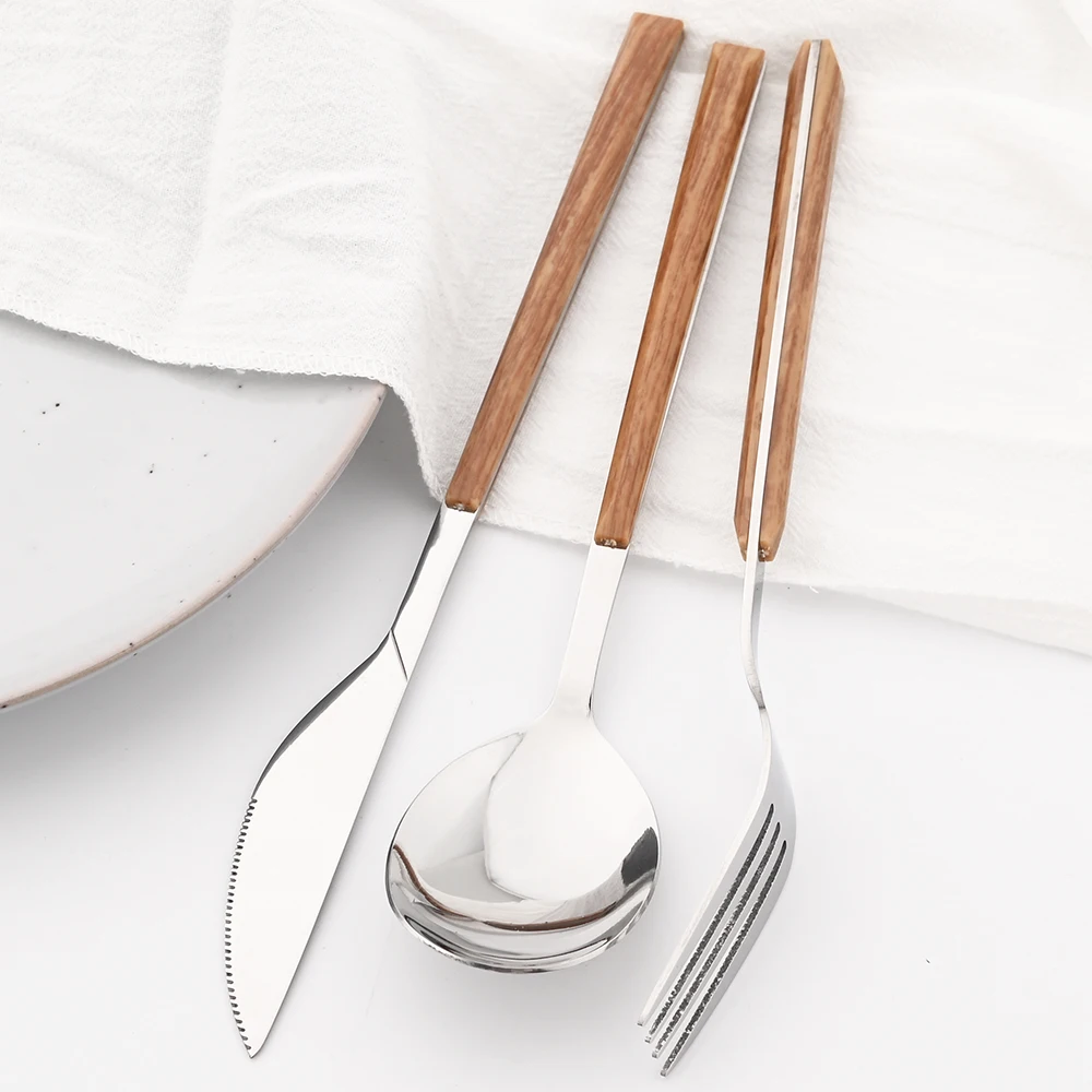 16/24/30 pezzi in acciaio inos - Bamboo Cutlery recensione e prezzo