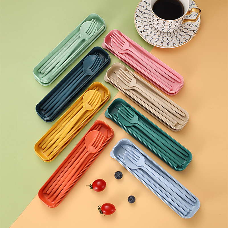 Set di 4 Utensili Portatili co - Reusable Straw recensione e prezzo