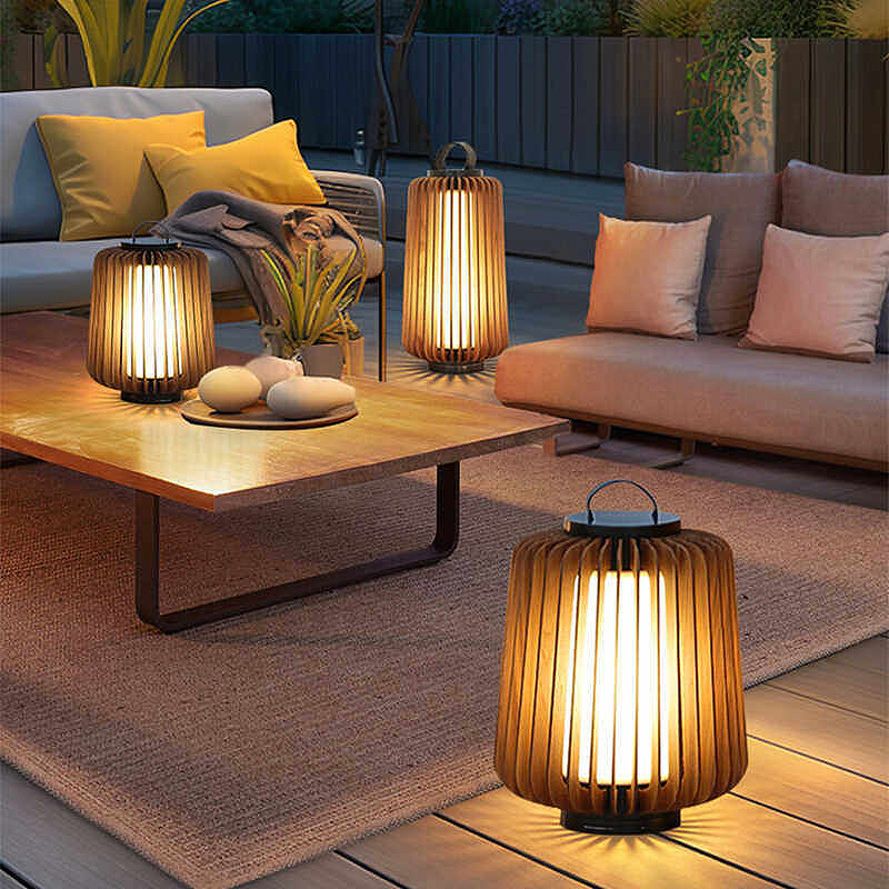 Lampada da terra luminosa per  - Solar Garden Light recensione e prezzo